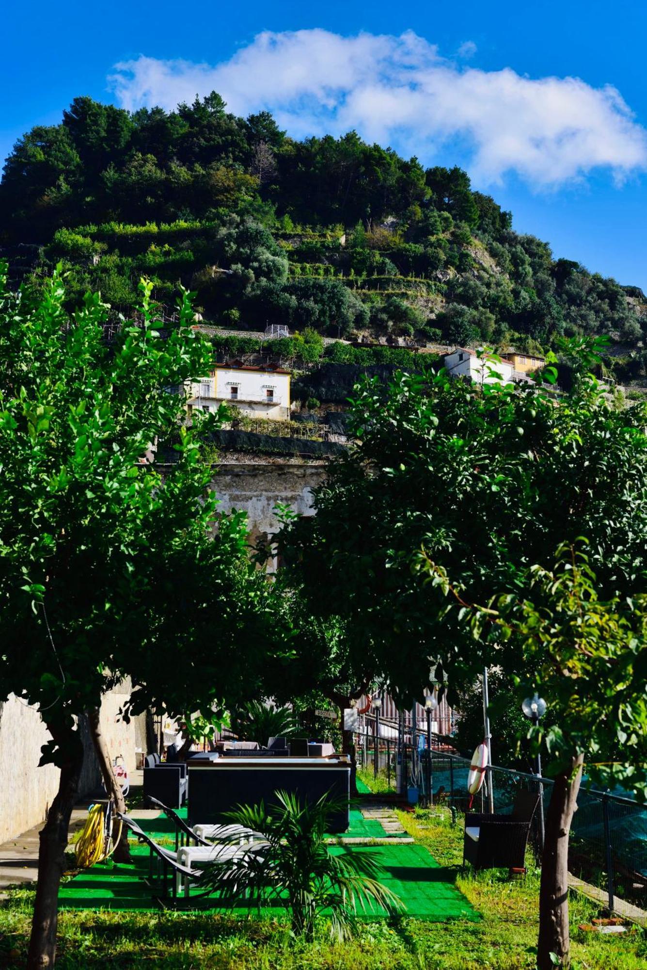Eden Holiday Minori Buitenkant foto